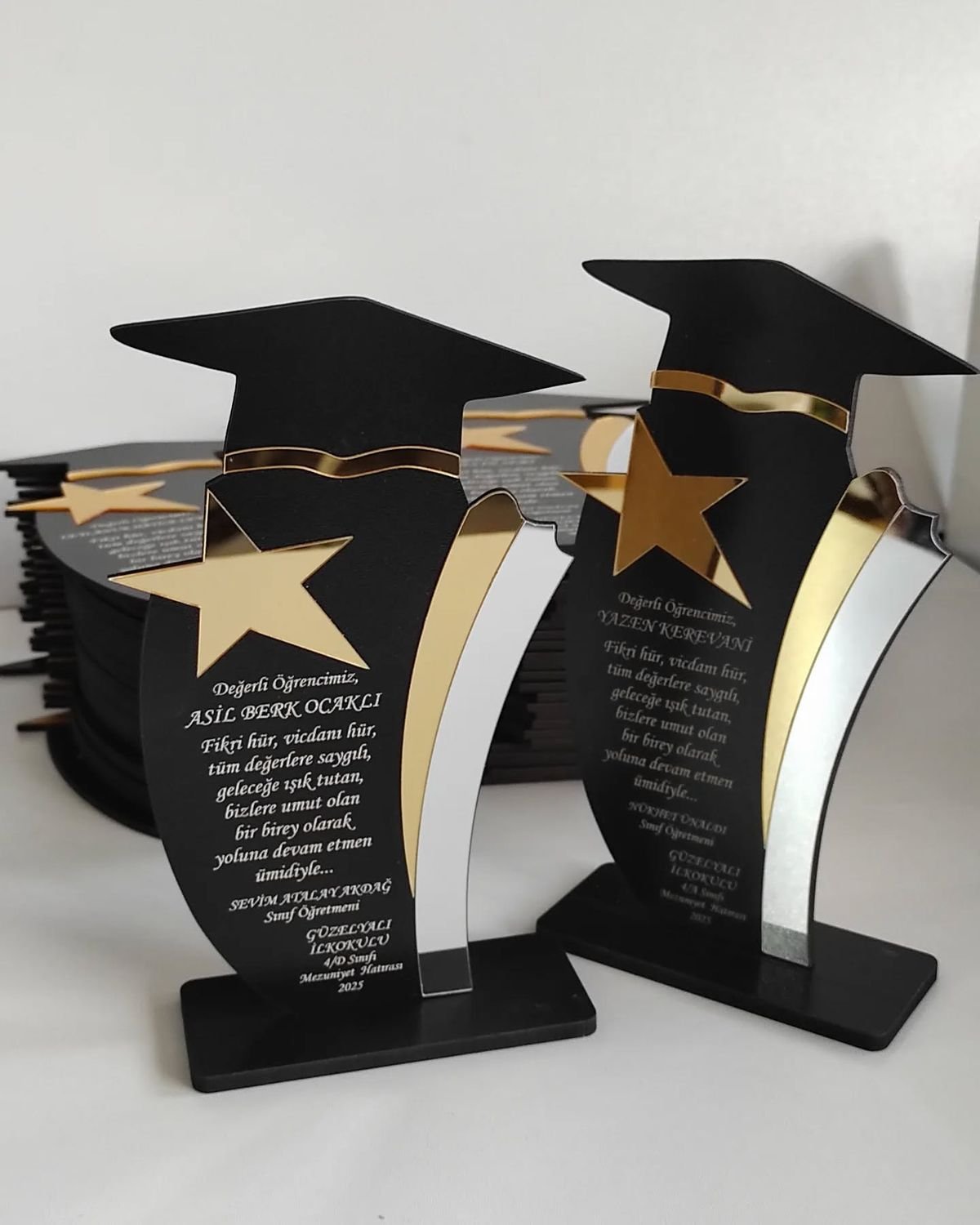 مشغولات أكريلك